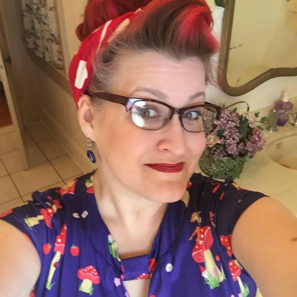 Meet your Posher, Rebecca